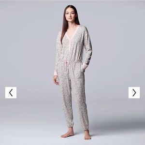 Simply Vera Wang - Long Sleeve Once Piece Pajamas - XXL - NWOT